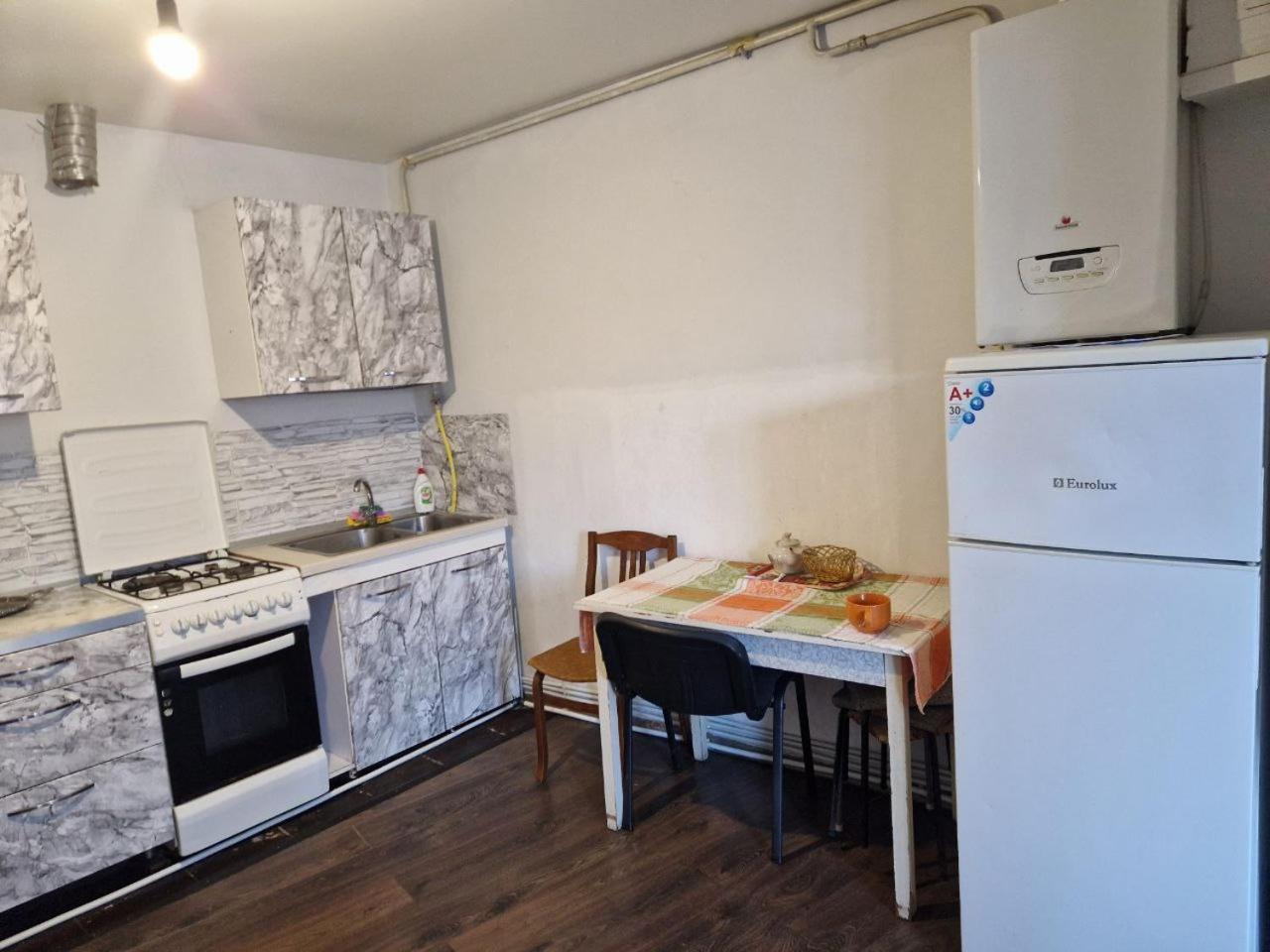 צ'יסינאו Buddha Hostel Bodoni מראה חיצוני תמונה